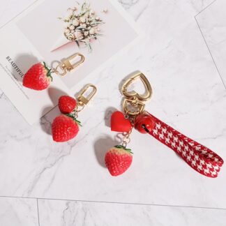 1pc strawberry key chain 1